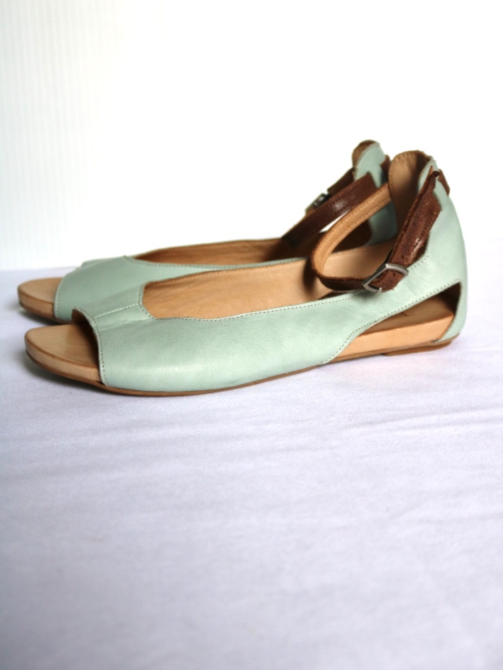 Bueno Leather Sandals Mint Green Brown Ankle Strap Open Toe Women's Size 36 - Picture 2 of 9